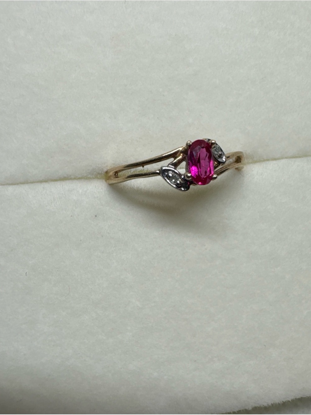 10k Yellow White Two Tone Gold Ruby with Accent diamonds Cocktail Ring sz 6.75